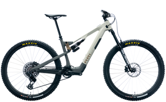 24-Nebo_Pro_WhiteGreyGold-S-TRANSPARENT-HiRes_Red.png