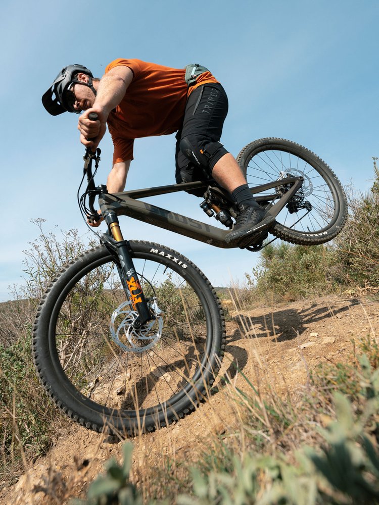 240110_F_WEB_MTB_COP_04_AJ70043_DT_sRGB.jpg