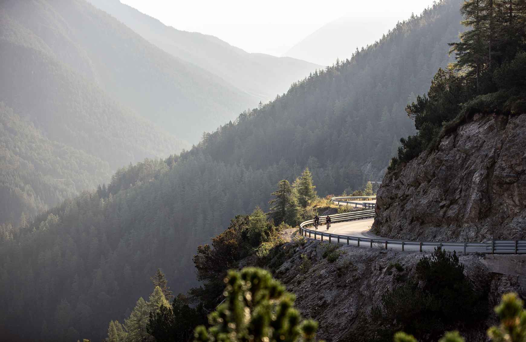 Road Bikes Menu Teaser Image