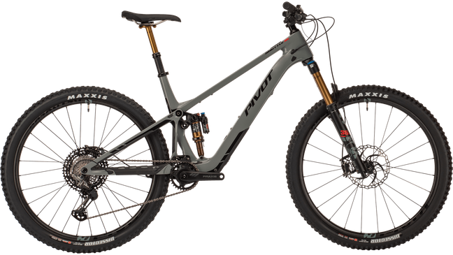 Pivot Shuttle SL Bike Hero Image.png