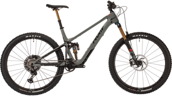 Pivot Shuttle SL Bike Hero Image.png