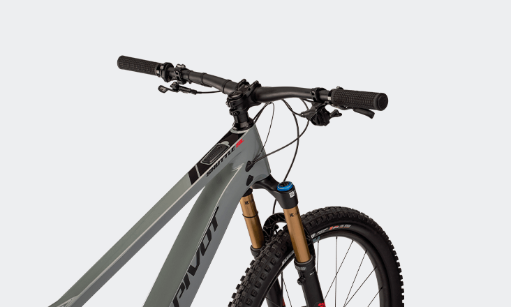 Pivot Shuttle SL Bike detail image 1.png